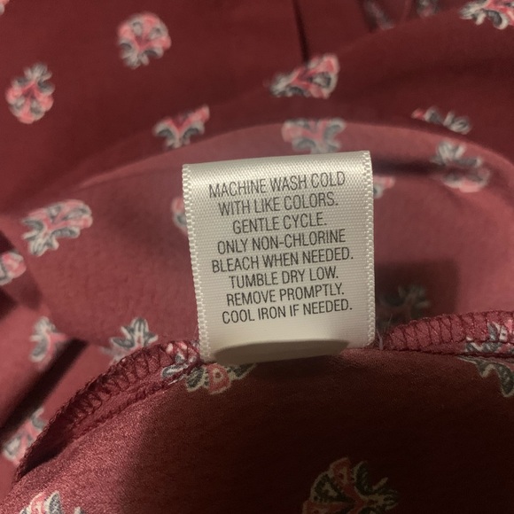 Croft and Barrow Burgundy Blouse - Picture 7 of 9